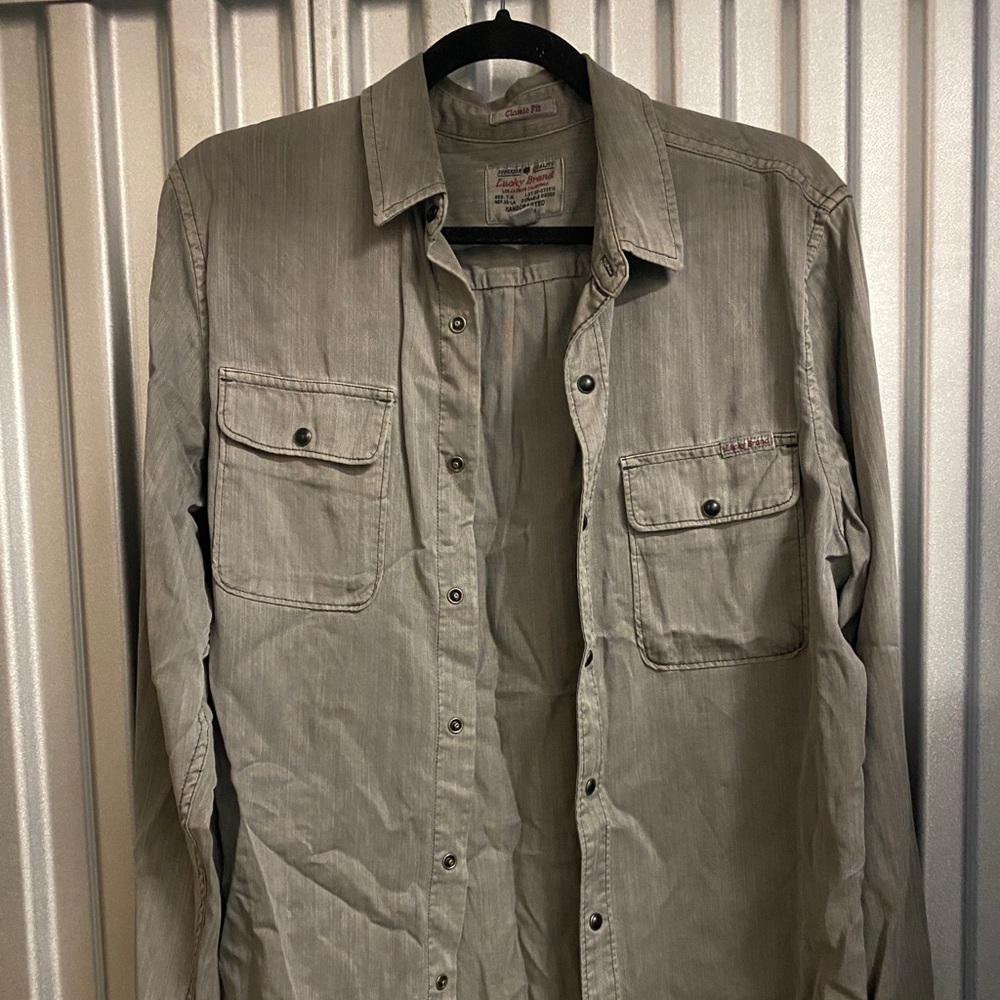 Neutral Gray Snap Button Up